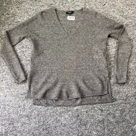 Aritzia Babaton Sweater Womens Small Side Slit V-Neck Long Sleeve Knit - Picture 3 of 8